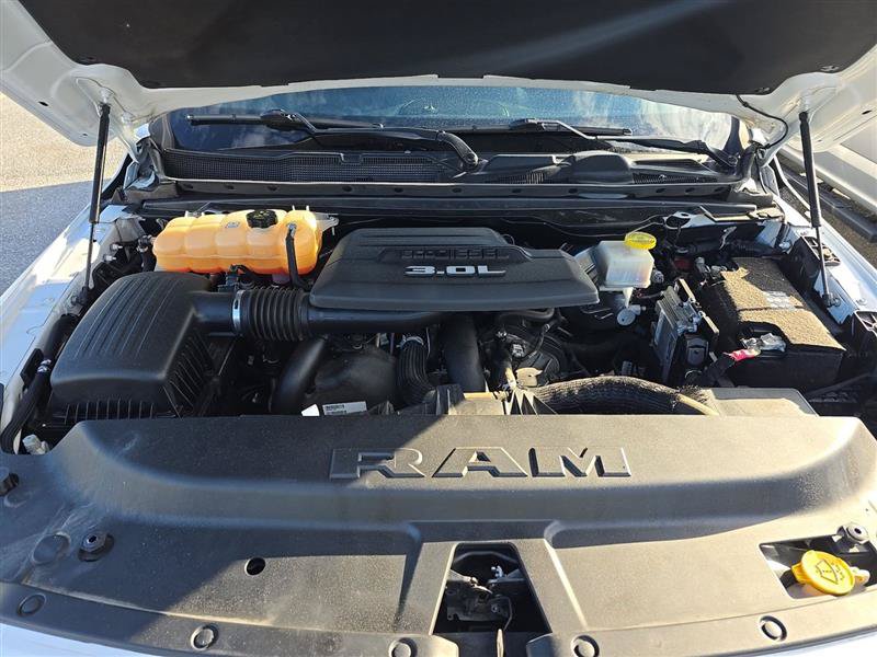 Used 2020 RAM 1500 Laramie AWD/4WD image 22