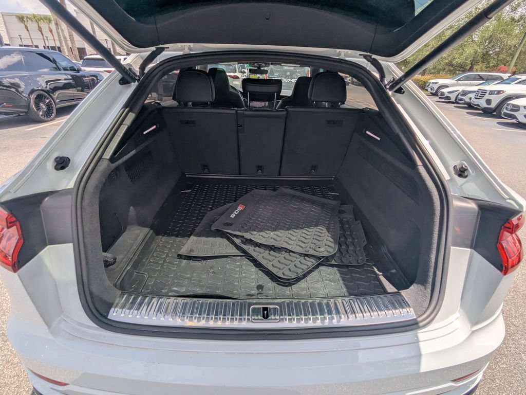 Used 2023 Audi SQ8 Prestige w/ Prestige Package AWD/4WD image 23