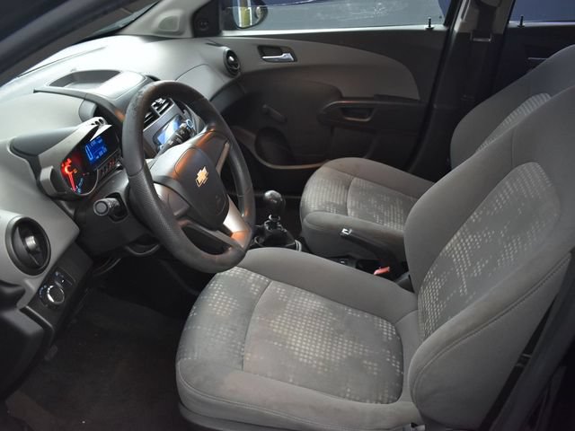 Used 2012 Chevrolet Sonic LS FWD image 7