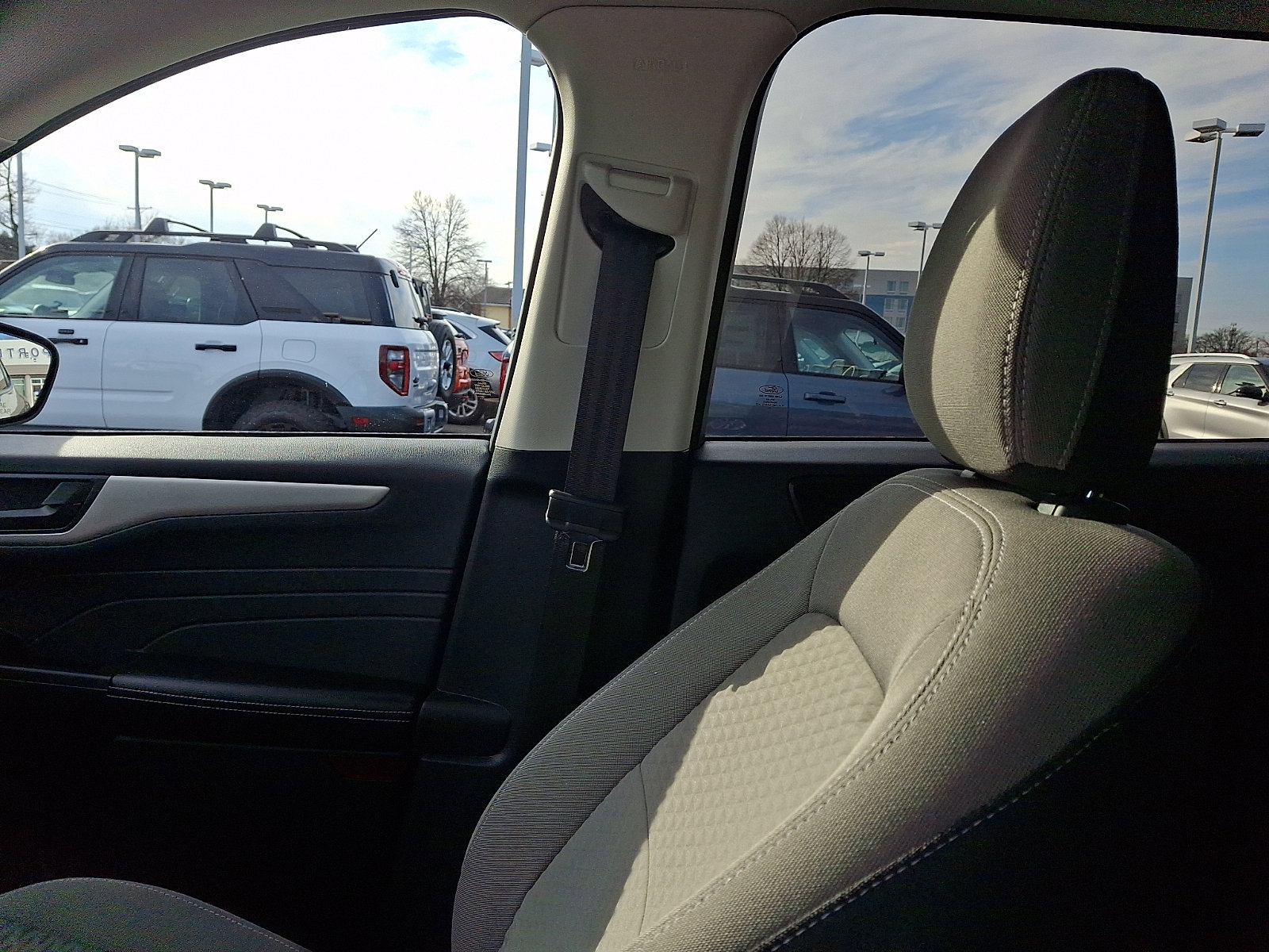 Certified 2022 Ford Escape SE image 17