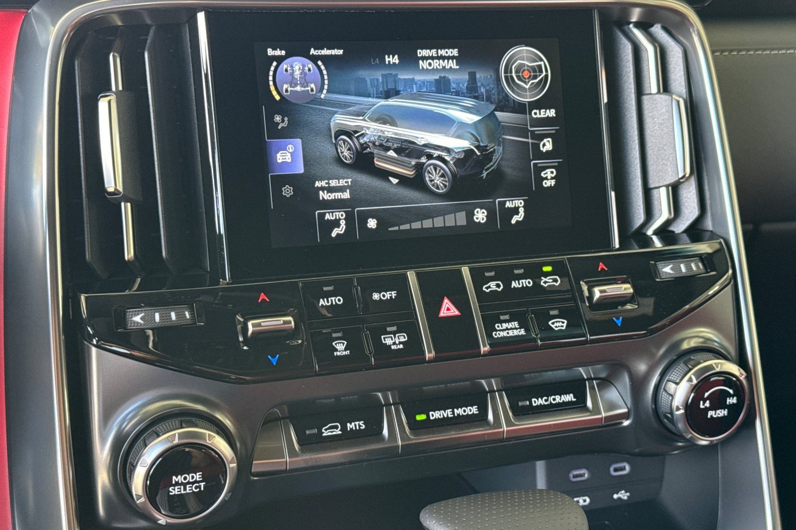 New 2026 Lexus LX 600 F Sport w/ Accessory Package (Z1) AWD/4WD image 18