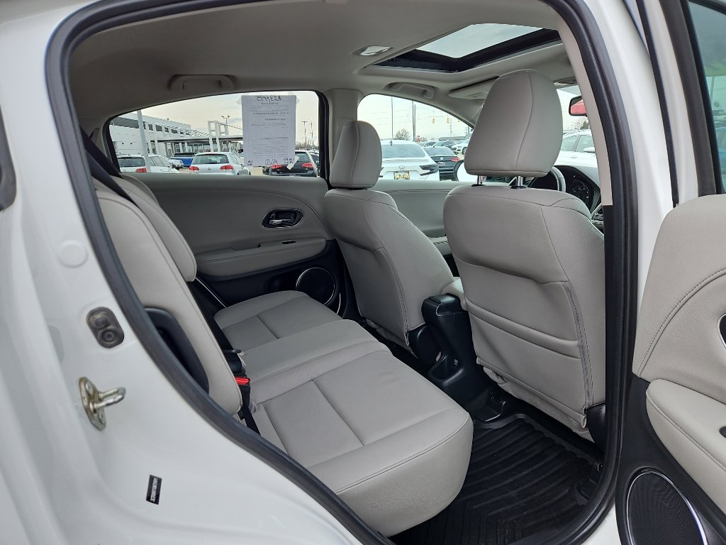 Used 2016 Honda HR-V EX-L image 17