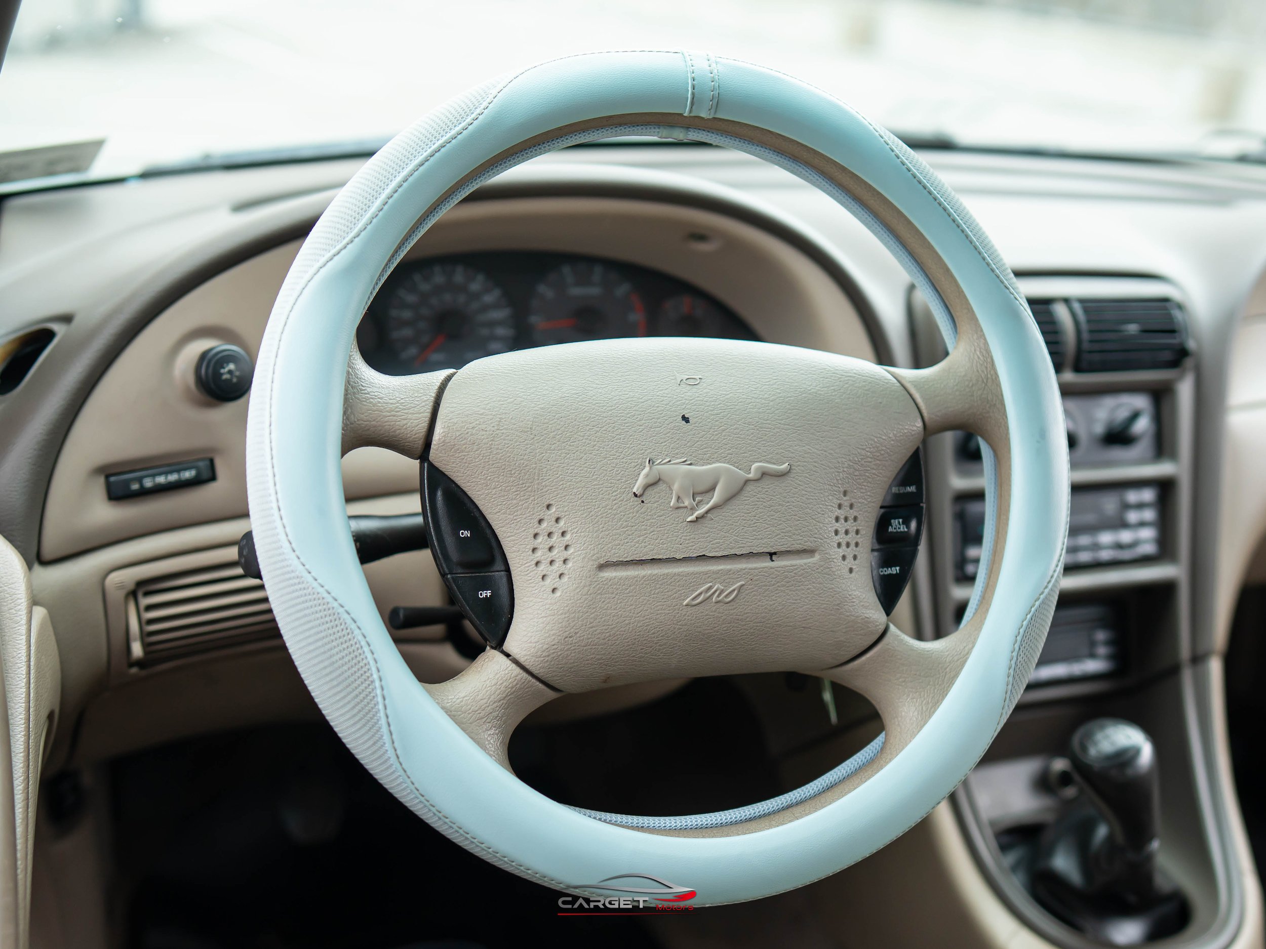 Used 1999 Ford Mustang Convertible RWD image 19