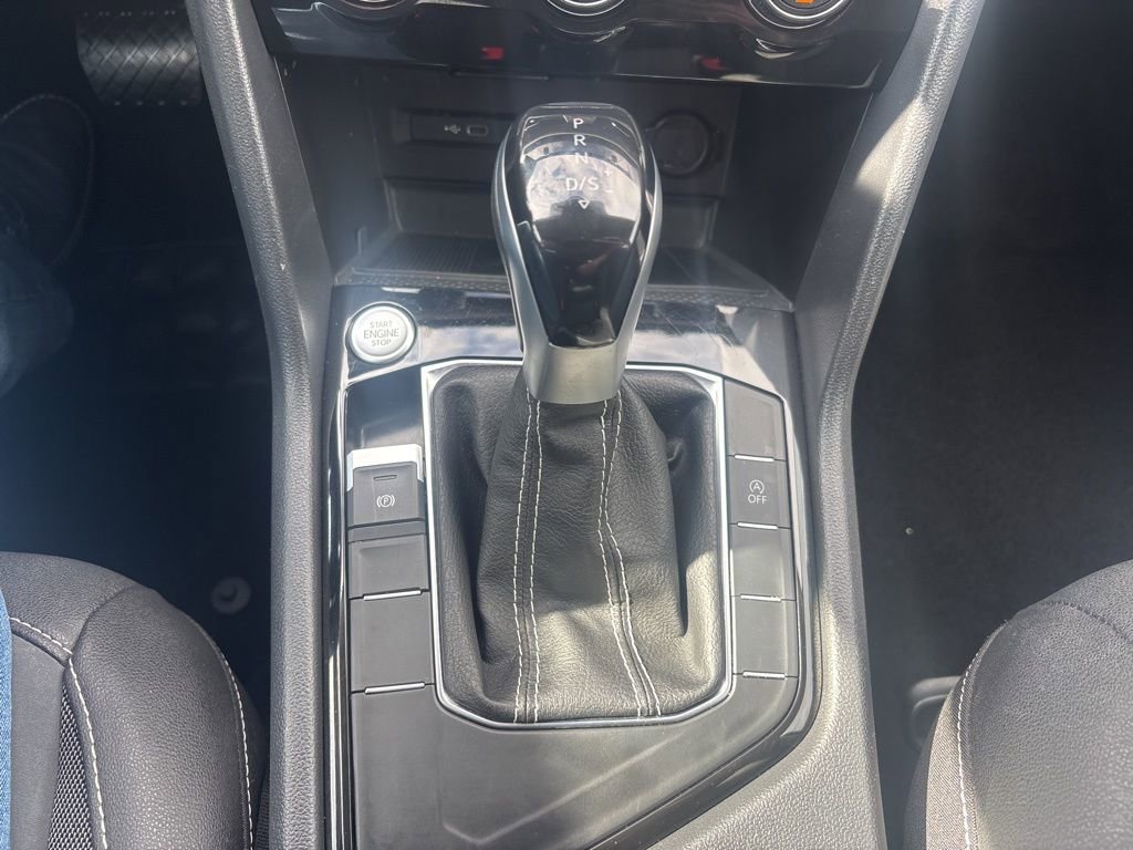 Used 2024 Volkswagen Taos SE FWD image 25