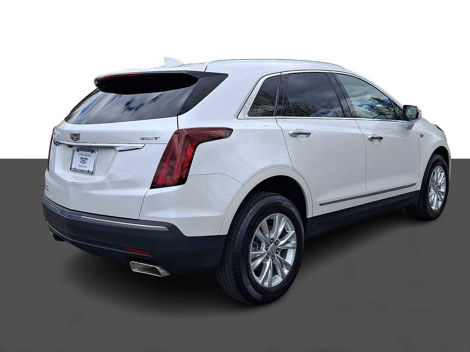 Used 2023 Cadillac XT5 Luxury AWD/4WD image 6