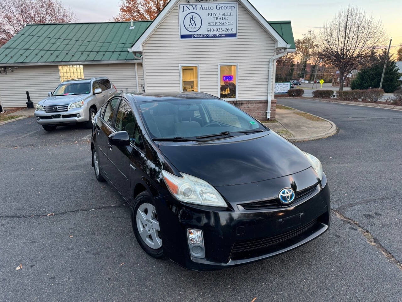Used 2010 Toyota Prius Three image 1