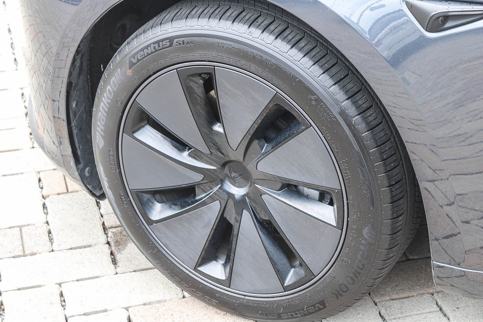 Used 2025 Tesla Model 3 Long Range RWD image 13