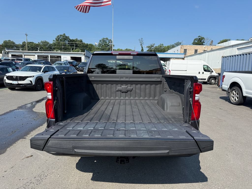 Used 2024 Chevrolet Silverado 1500 RST w/ Convenience Package II AWD/4WD image 28