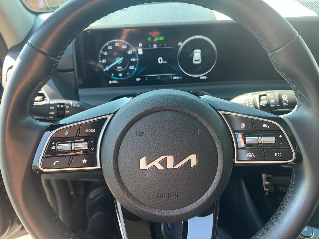Used 2024 Kia Seltos EX AWD/4WD image 7