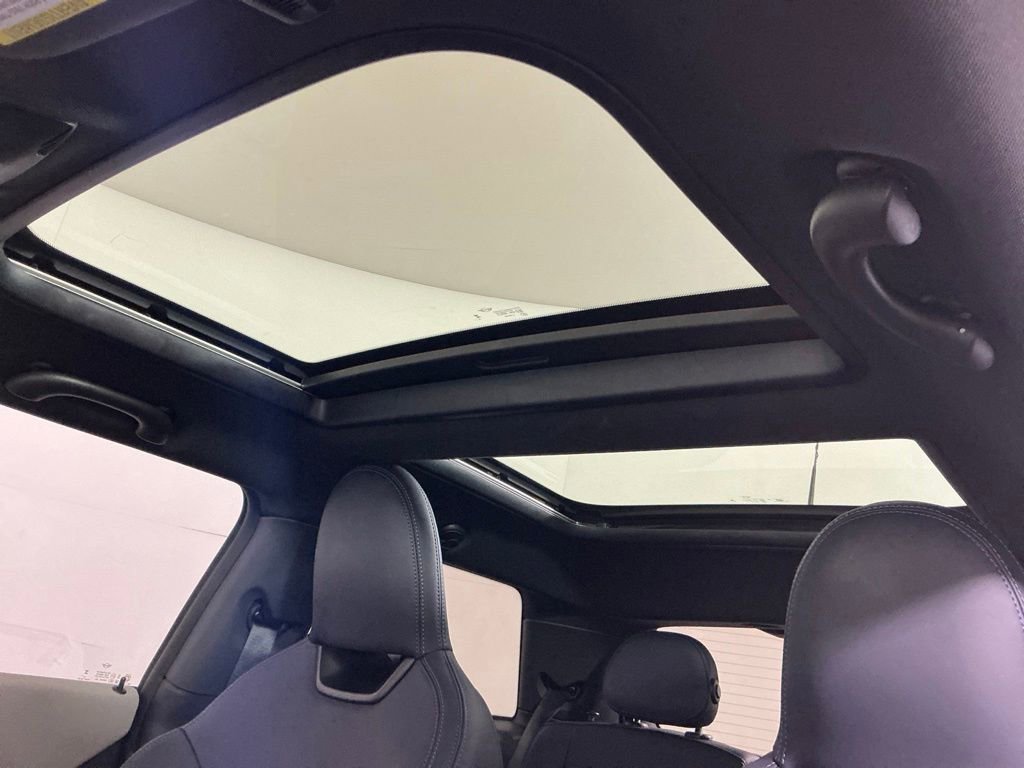 Certified 2025 MINI Cooper 2-Door Hardtop FWD image 21