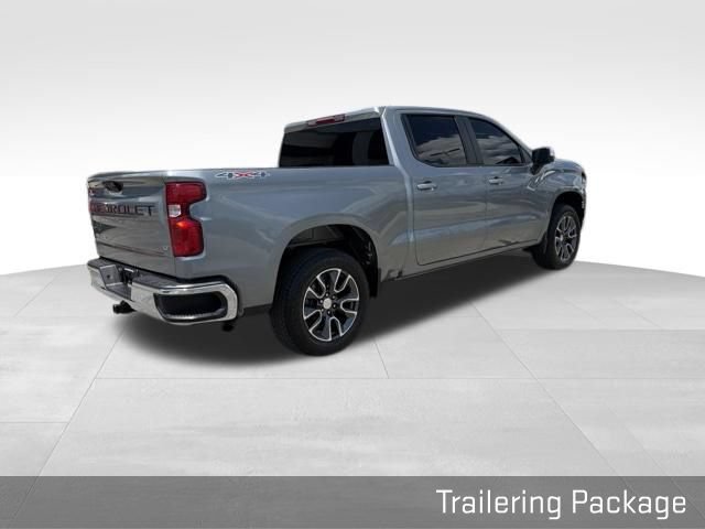 Used 2024 Chevrolet Silverado 1500 LT AWD/4WD image 14