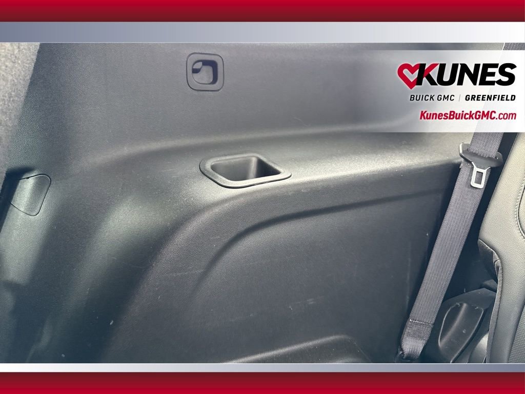 Used 2023 GMC Acadia SLT image 40