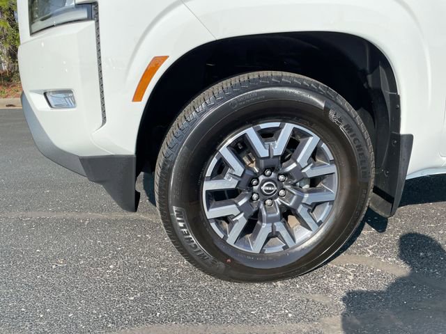 Used 2024 Nissan Frontier SL w/ Technology Package RWD image 8