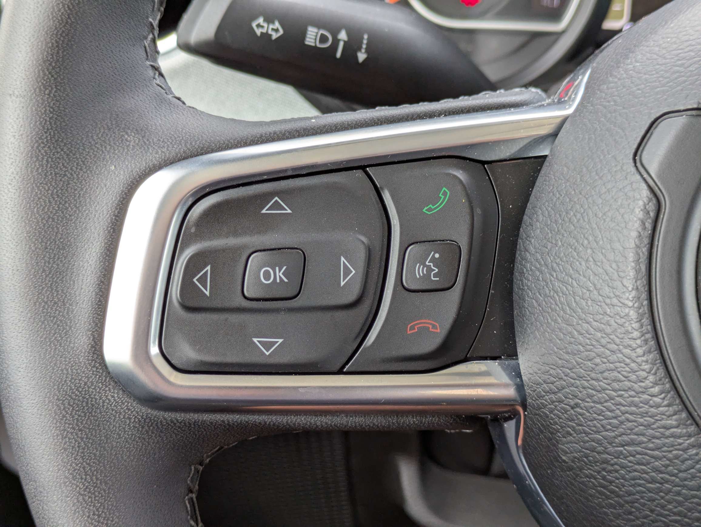 Used 2026 Jeep Wrangler Unlimited Sahara AWD/4WD image 23