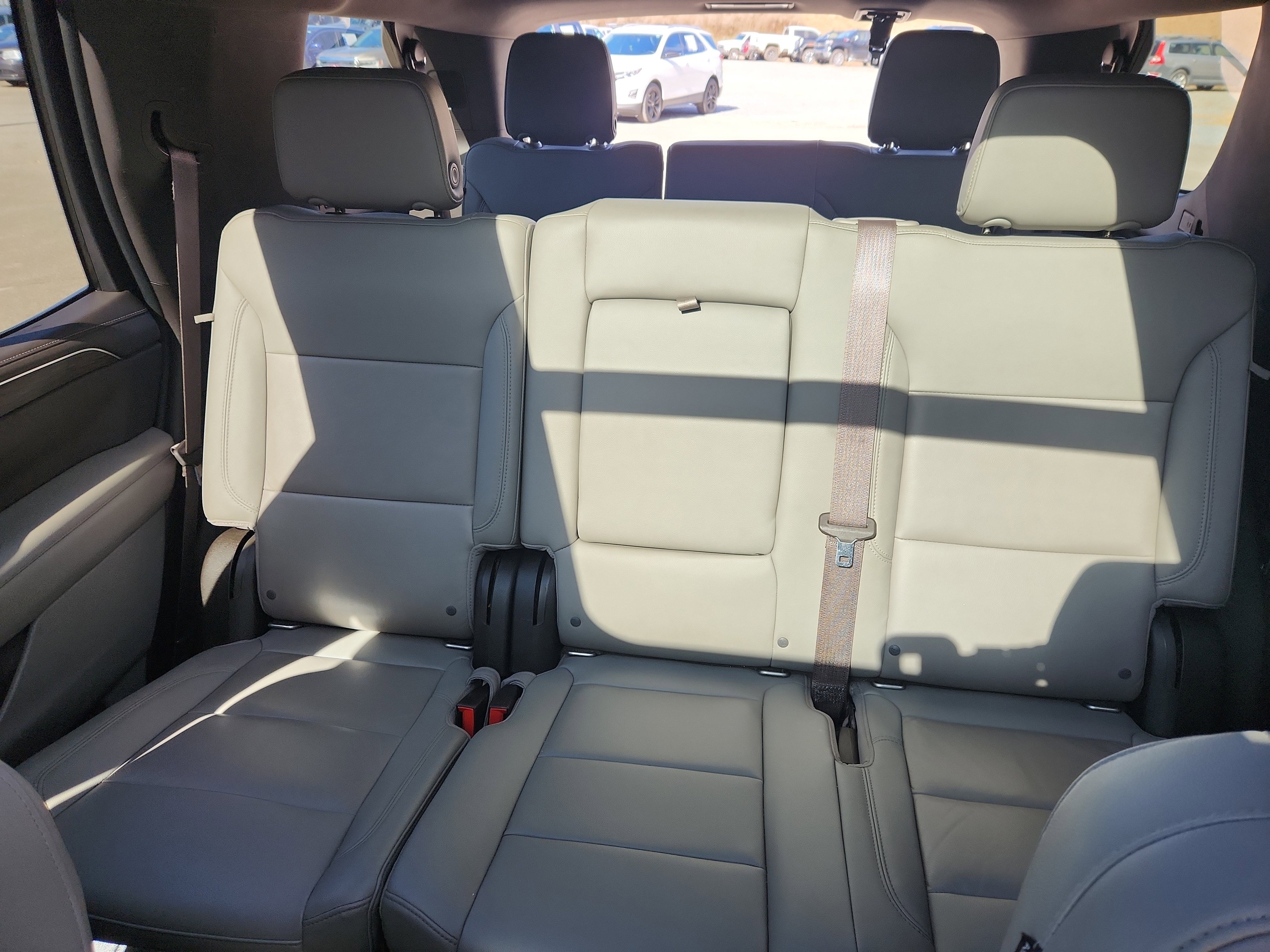 Used 2021 Chevrolet Tahoe Z71 w/ Z71 Signature Package image 53