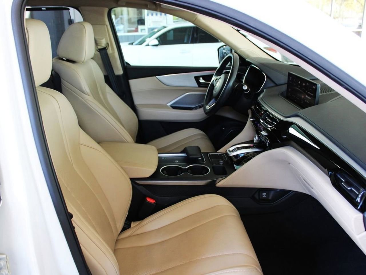 Used 2023 Acura MDX FWD w/ Technology Package image 16