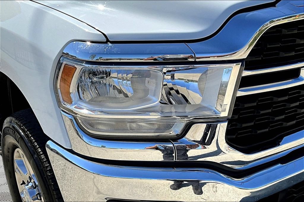 Used 2023 RAM 2500 Big Horn w/ Level 1 Equipment Group AWD/4WD image 30
