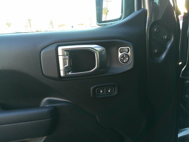 Used 2025 Jeep Wrangler Unlimited Sport S 4xe AWD/4WD image 29