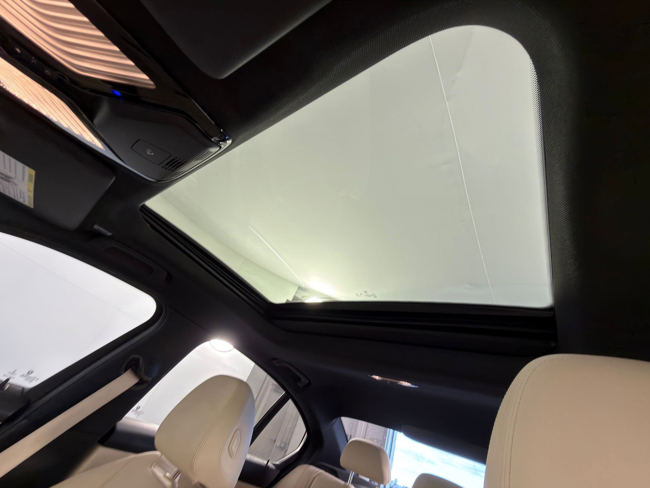 Used 2021 BMW 330i Sedan image 12