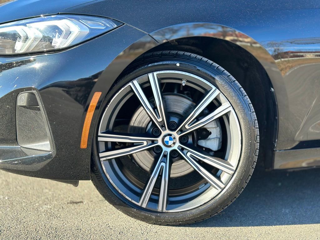 Certified 2023 BMW 330i xDrive 330i xDrive w/ Premium Package image 2