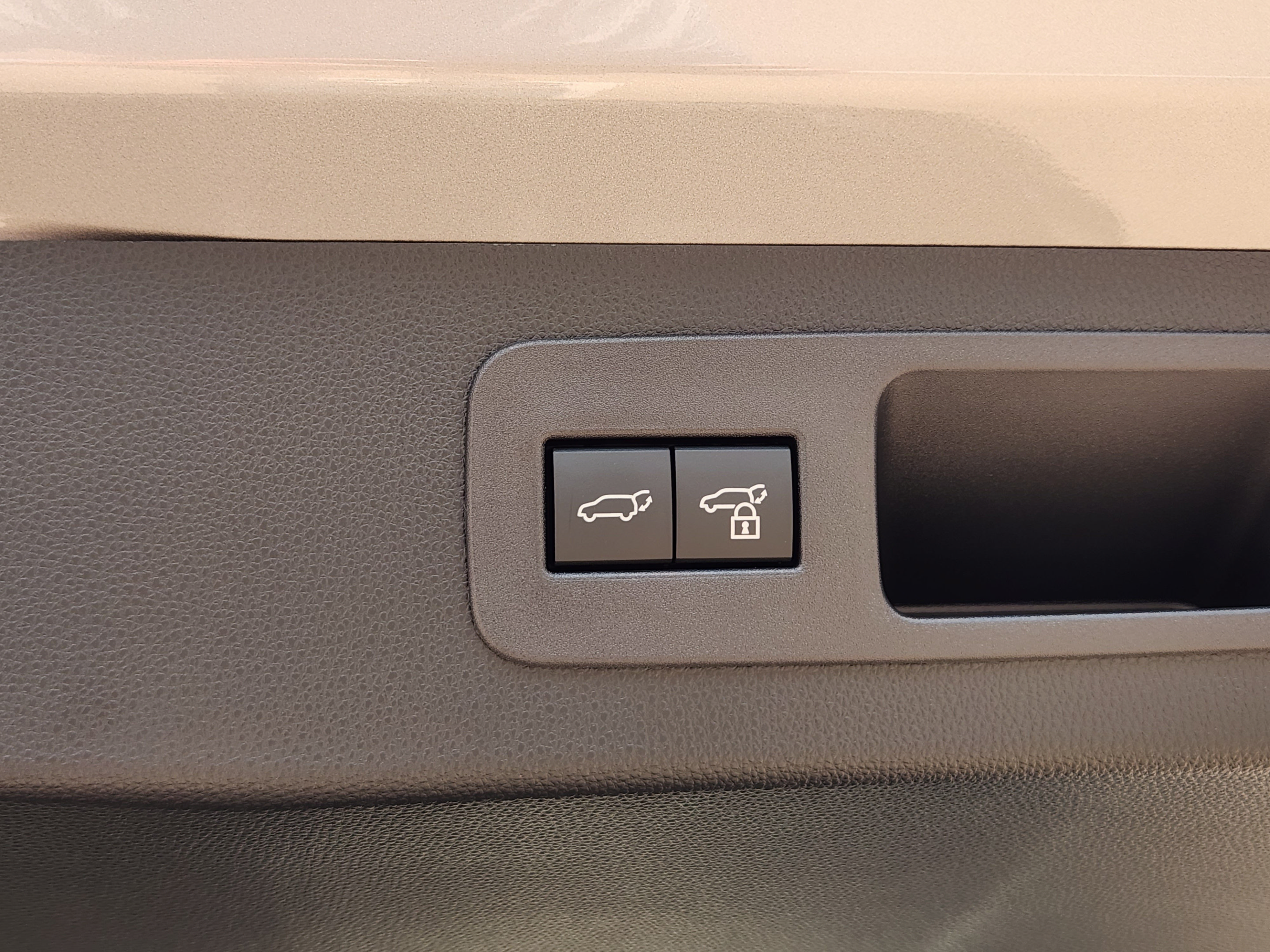 New 2026 Lexus LX 600 F Sport AWD/4WD image 27