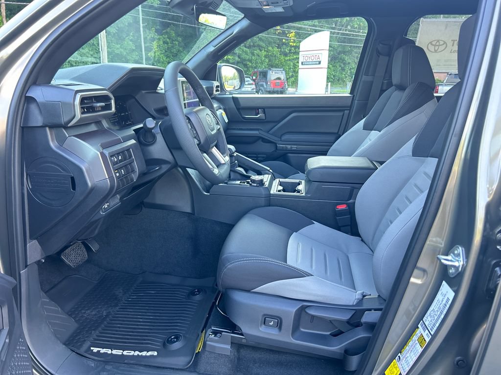 New 2026 Toyota Tacoma TRD Off-Road AWD/4WD image 17
