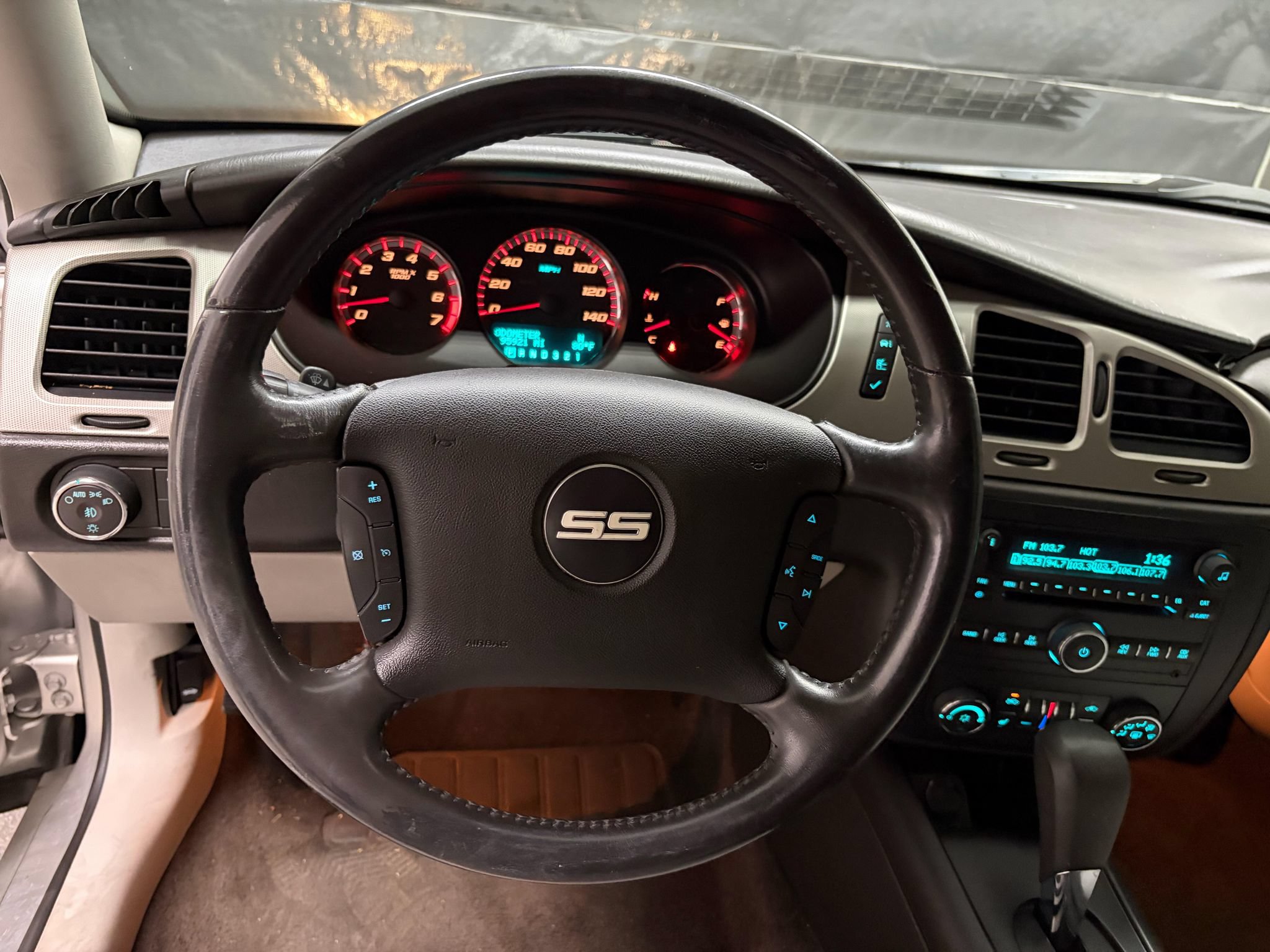 Used 2006 Chevrolet Monte Carlo SS w/ Convenience Package FWD image 12