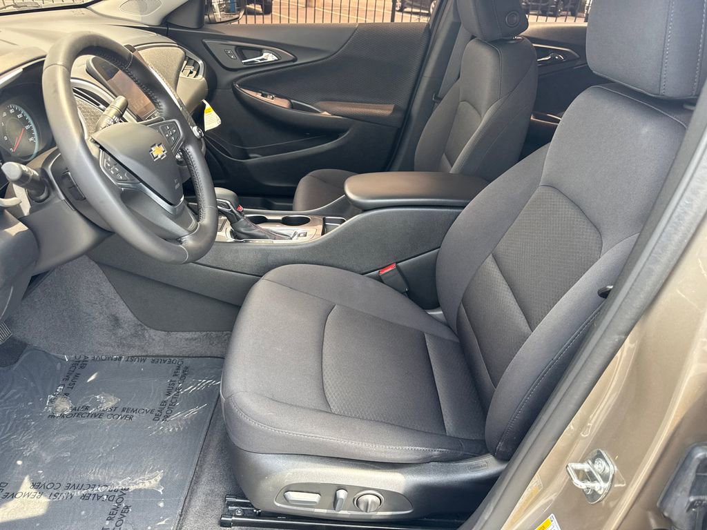 Used 2022 Chevrolet Malibu RS FWD image 10
