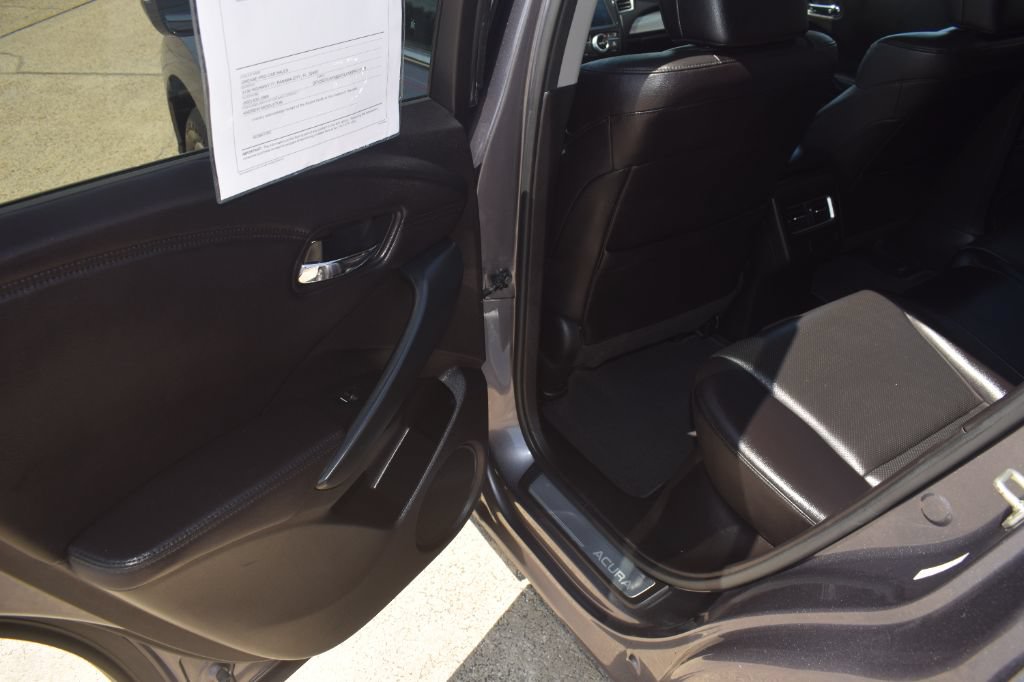 Used 2017 Acura RDX w/ Advance Package AWD/4WD image 11