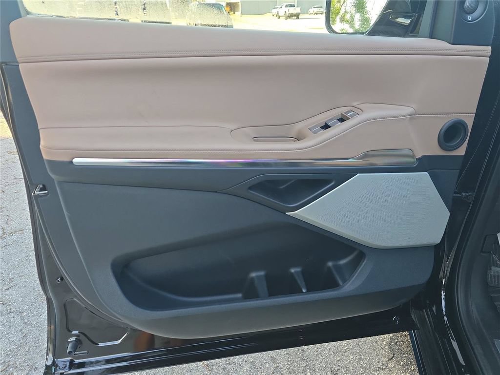 New 2026 Lincoln Navigator Black Label AWD/4WD image 18