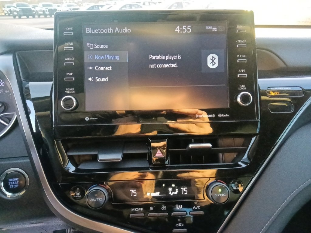 Used 2024 Toyota Camry XLE image 21