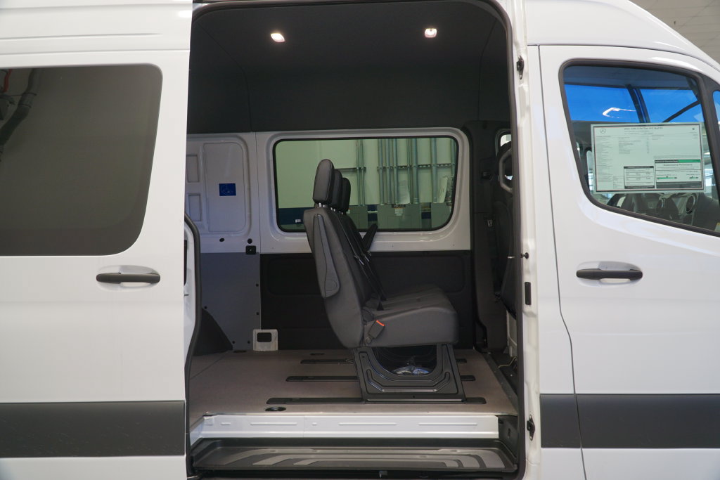 New 2026 Mercedes-Benz Sprinter 2500 image 7
