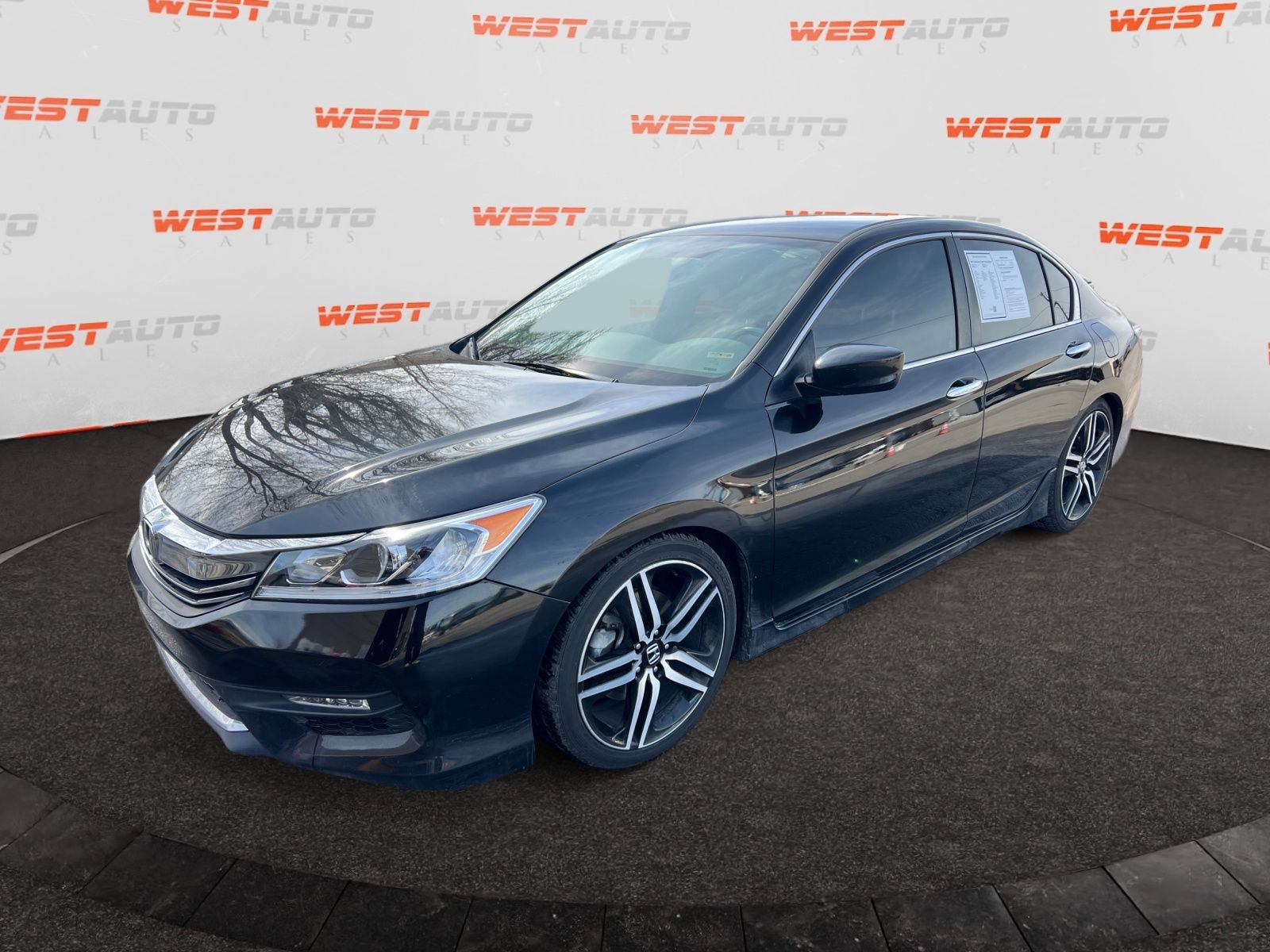 Used 2017 Honda Accord Sport Special Edition image 1