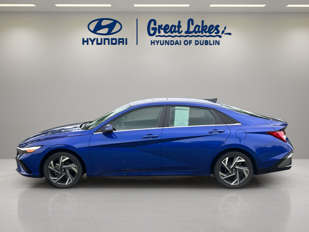Certified 2024 Hyundai Elantra Limited FWD image 2