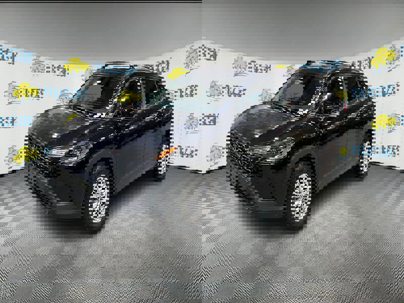 Certified 2024 Toyota Corolla Cross LE image 2