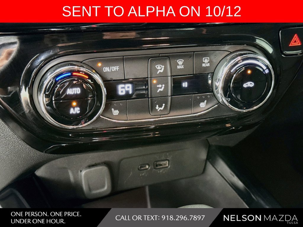 Used 2024 Chevrolet Trax RS w/ Driver Confidence Package FWD image 30