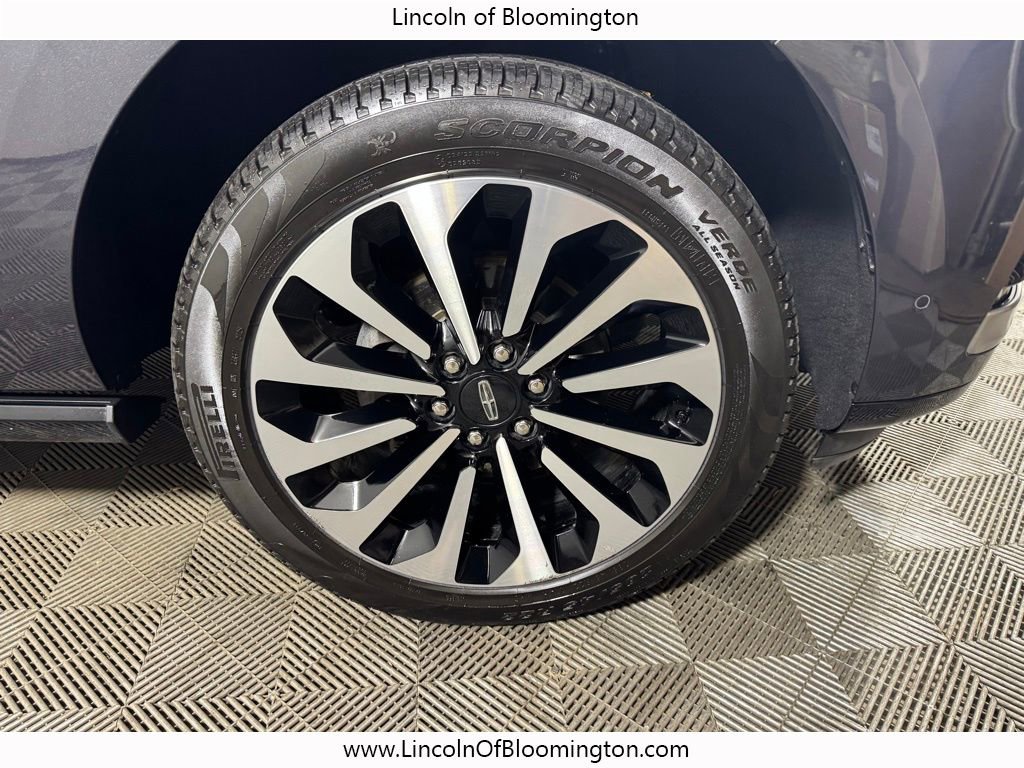 Certified 2022 Lincoln Navigator L Reserve AWD/4WD image 15