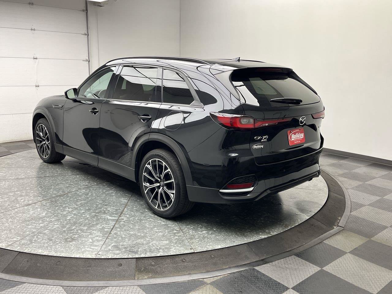 Certified 2025 MAZDA CX-70 Plug-In Hybrid w/ Premium Plus AWD/4WD image 2