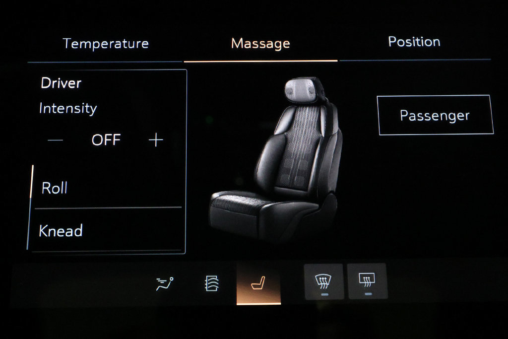 Used 2026 Cadillac Vistiq Sport w/ LPO, Floor Liner Package AWD/4WD image 28