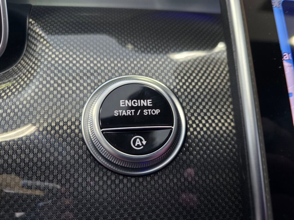 New 2025 Mercedes-Benz C 43 AMG 4MATIC Sedan image 25