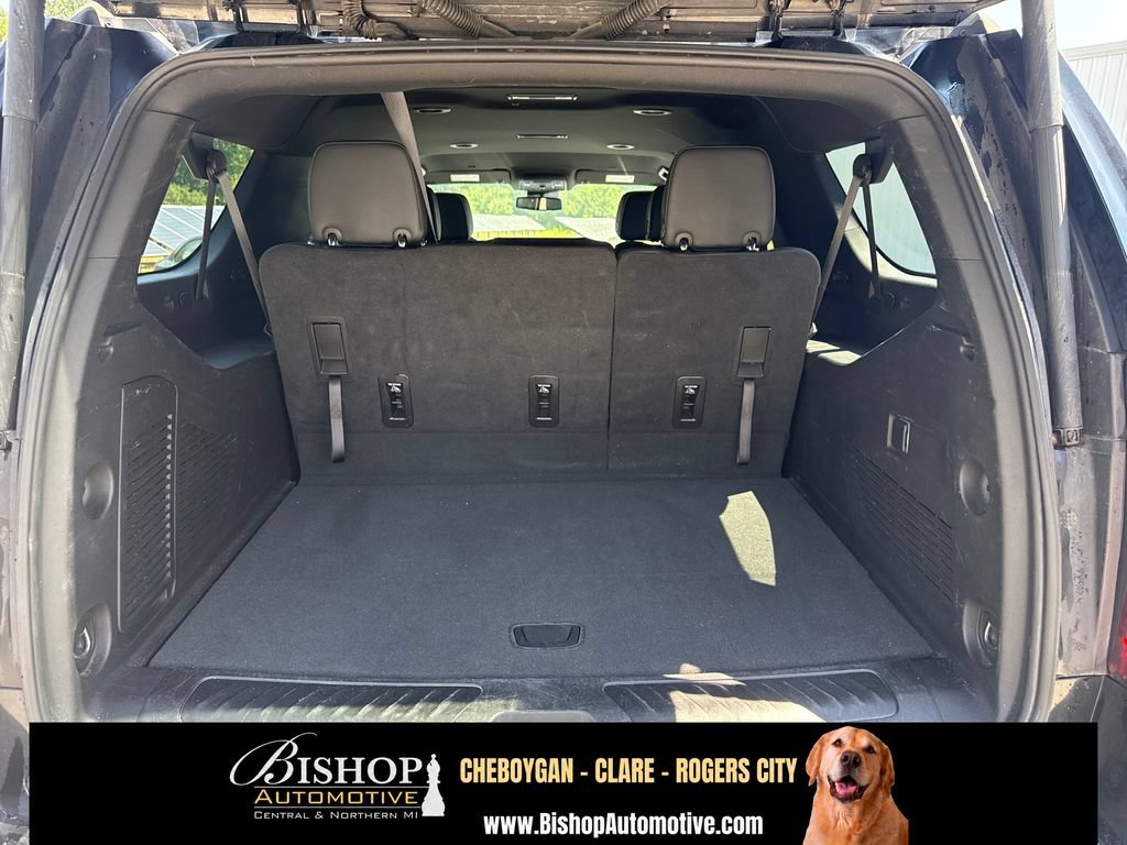 Used 2024 GMC Yukon XL SLT AWD/4WD image 8