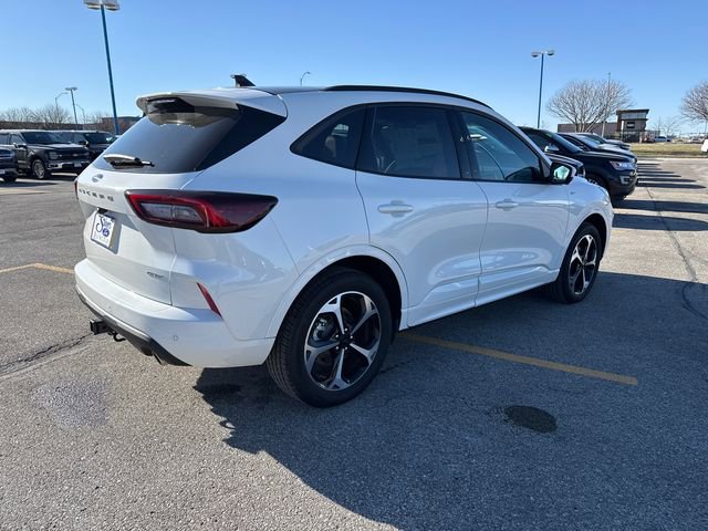 Used 2024 Ford Escape ST-Line Select w/ Tech Pack #2 image 4
