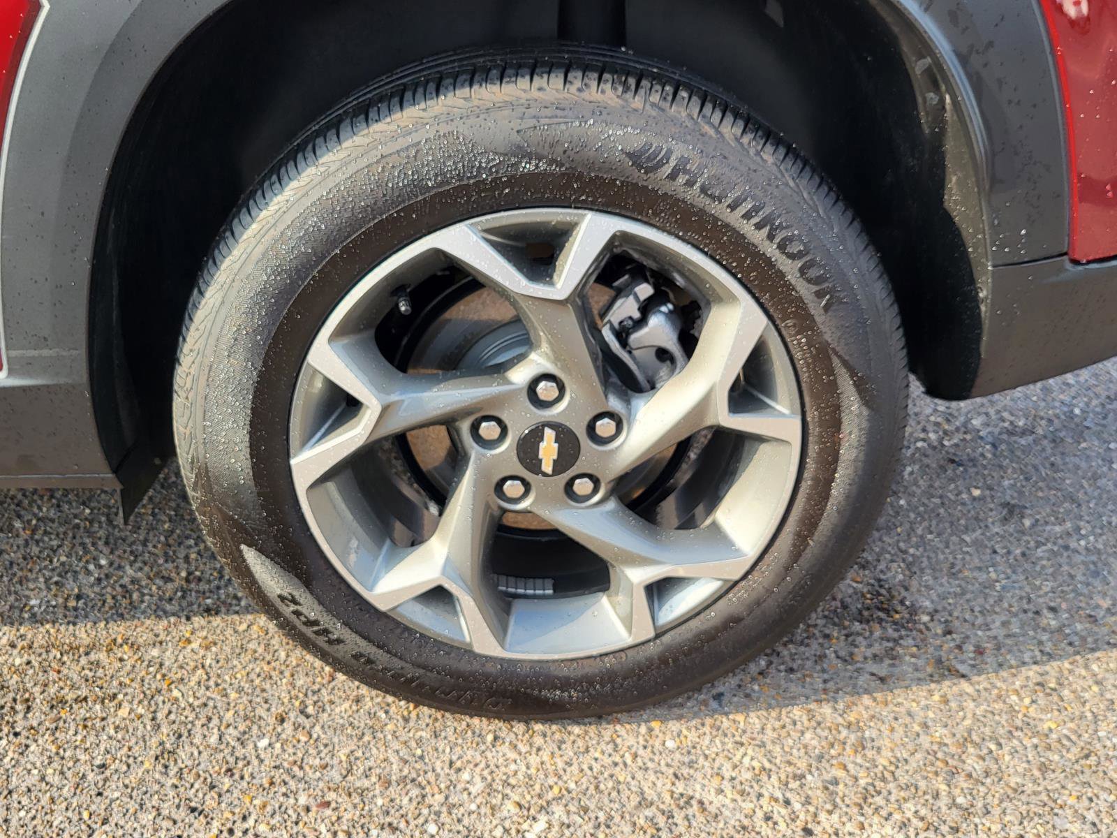 Used 2025 Chevrolet Trax LT w/ LT Convenience Package image 31