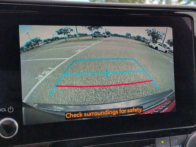 Certified 2024 Toyota Highlander XLE FWD image 21