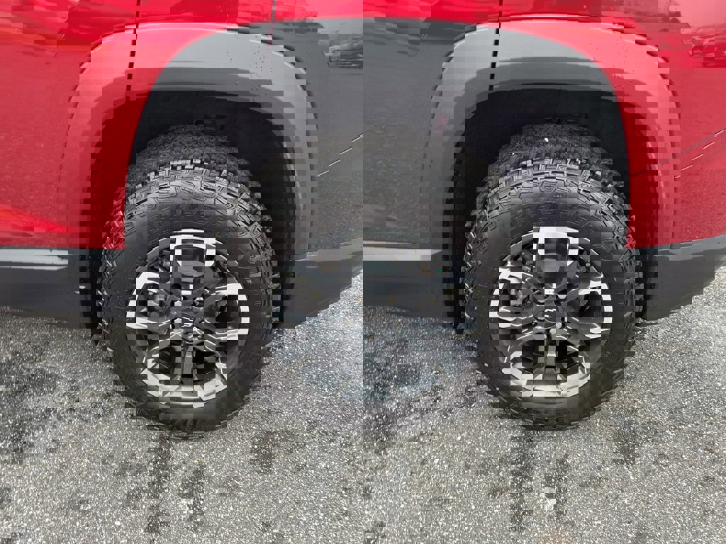 New 2026 Chevrolet Equinox ACTIV w/ Convenience Package III image 22