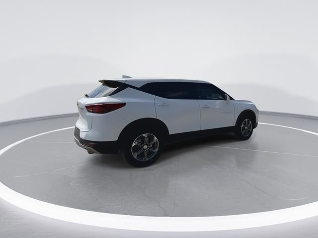 Used 2023 Chevrolet Blazer LT FWD image 11