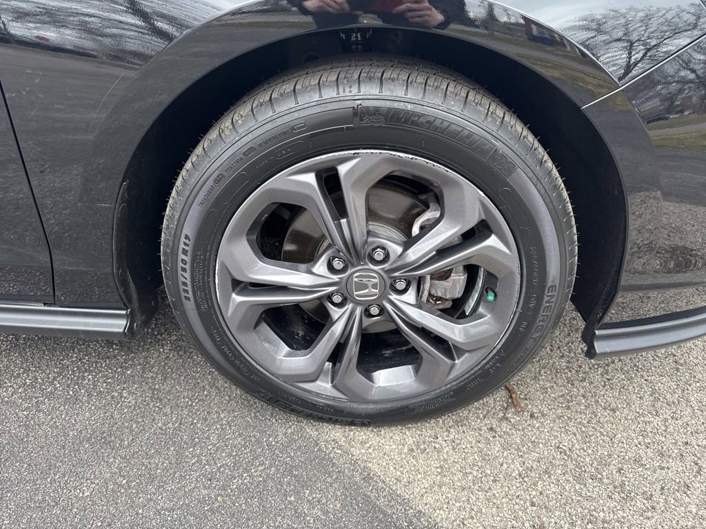 Certified 2023 Honda Accord EX image 15