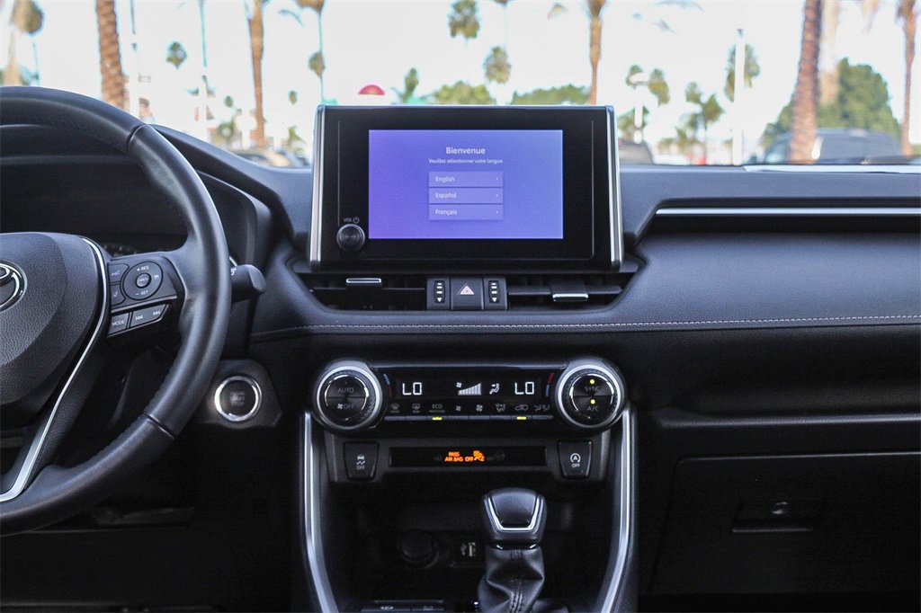 Used 2023 Toyota RAV4 XLE Premium image 13