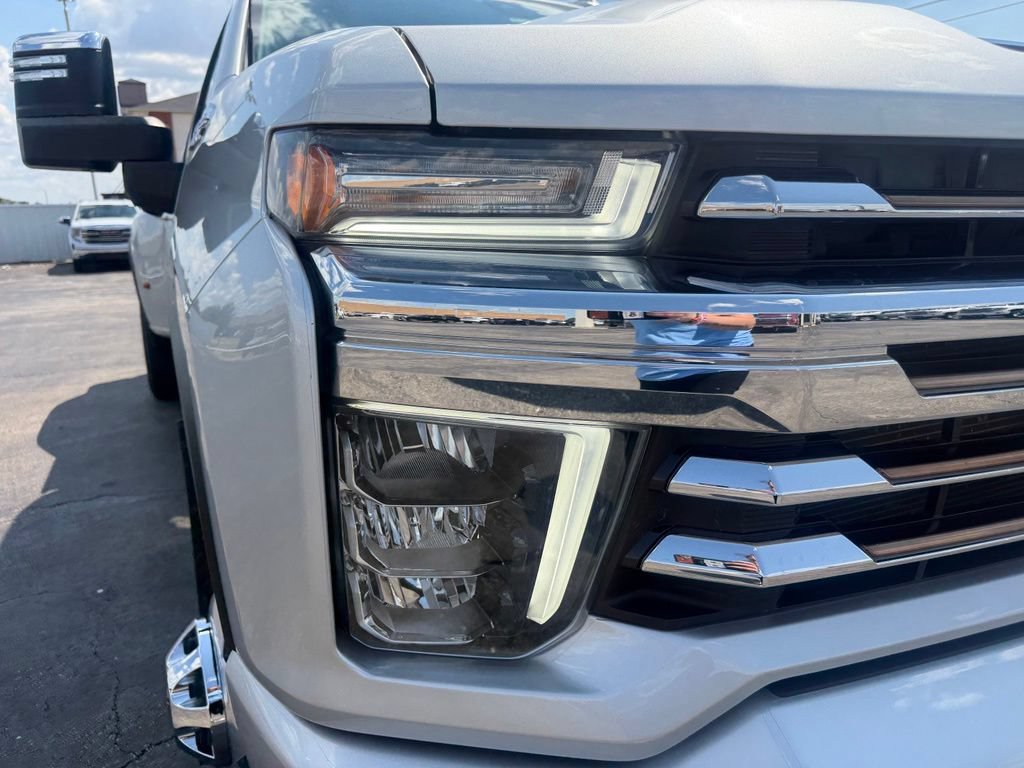 Used 2022 Chevrolet Silverado 3500 High Country AWD/4WD image 8