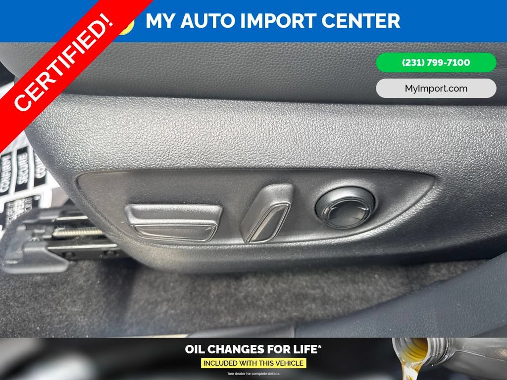 Certified 2025 Toyota Highlander Limited AWD/4WD image 13